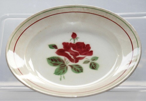 Assiette ancienne décor - , de