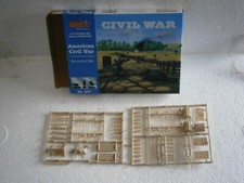 MAQUETTE ACCESSOIRES FIGURINES WESTERN POUR DIORAMA IMEX 507  - 1/72