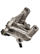 SUPPORT POMPE HAUTE PRESSION RENAULT GRAND SCÉNIC 2 PHASE 1 1.9 dCi 8200193773