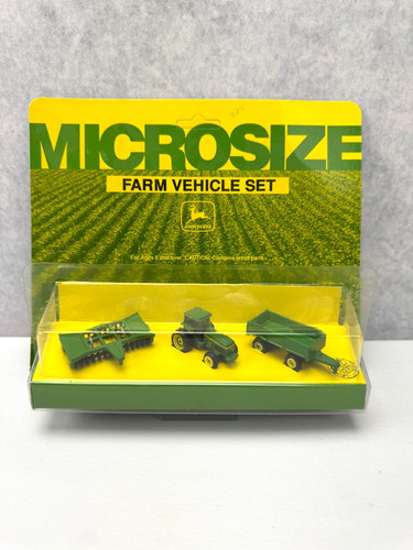 Ertl micro size john deere - size,