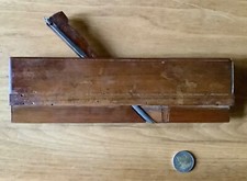 outils anciens,beau rabot bois estampillé Peugeot  frères…