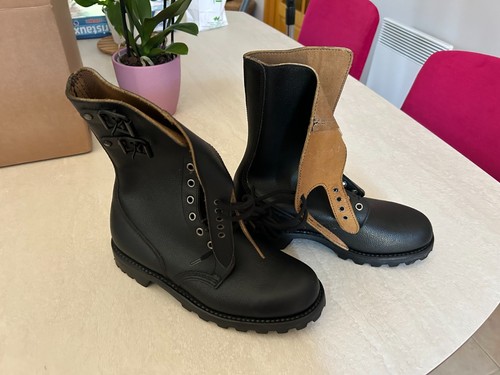 Chaussures rangers armée - chaussures,