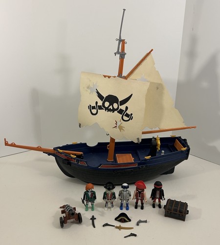 Playmobil pirates figures - playmobil, w/