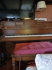 piano, good condition but