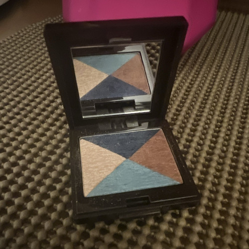 Laura mercier mediterranean - laura,