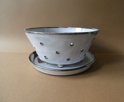 Plat avec égouttoir - égouttoir, en