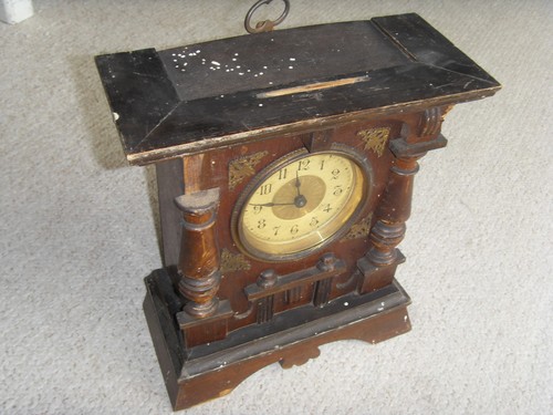 Ancienne horloge ressort - , bois