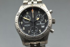 [Boîte, papier ] Revue