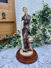 Statuette en Résine – Femme en Costume – Style Art Déco Vittorio Tessaro Italie