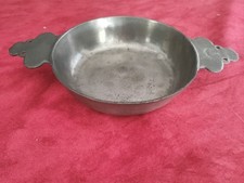 Ancienne écuelle en étain ( Pierre Raoult 1777  Vitré ) identifié par Charles Bo