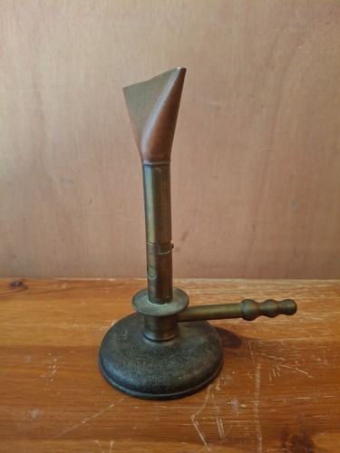 Bec bunsen gaz - a,