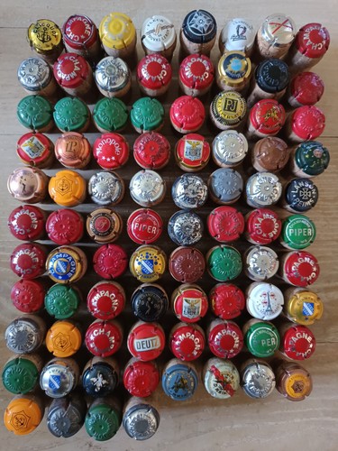 Capsules champagne sur - 84,