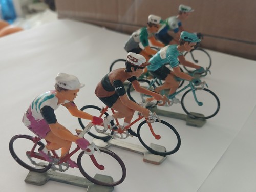 Coureurs cyclistes cofalu lot - cofalu,