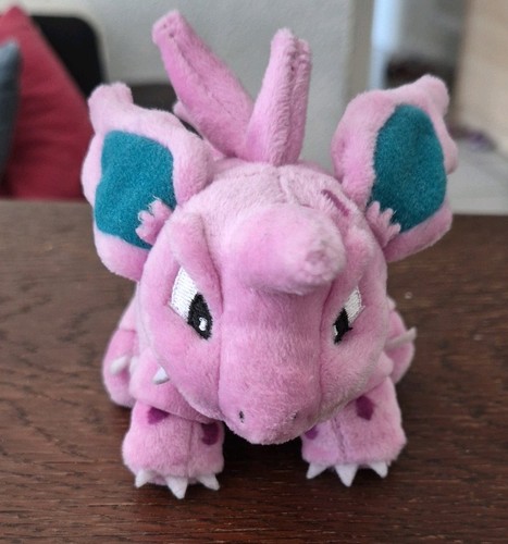 Peluche pokémon fit nidorino - pokémon,