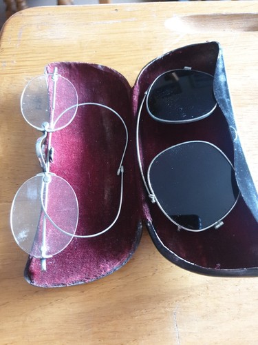 Lot anciennes paires de - paires,
