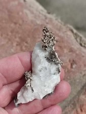 Argent Natif sur Calcite Bou Azer Maroc 30 Grammes 70mmx35mm