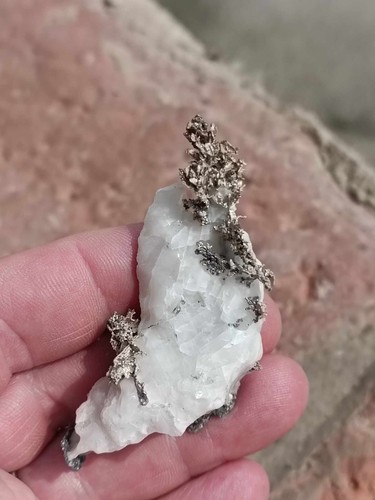 Argent natif sur calcite bou - natif,