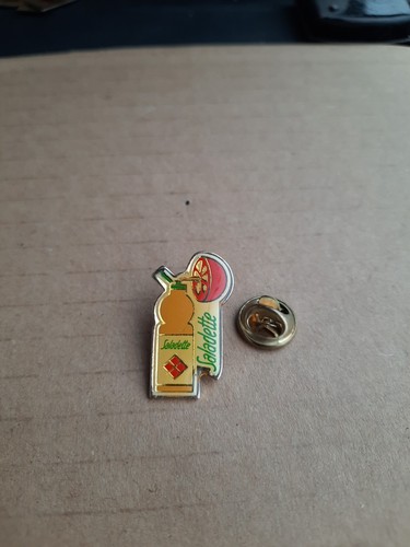 Pin saladette lesieur salade - pin's,