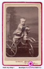 ENFANT SUR UN TRICYCLE CHEVAL, TOY, HORSE, JOUET, CDV AU MANS, 1880 -H2