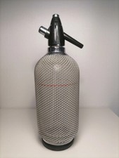 Bouteille siphon vintage année 70 en verre grillagé