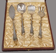 Coffret service à mignardises