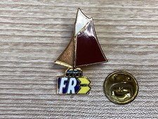 pins FR3 OUEST egf service public TV bateau ocean télévision  FRANCE