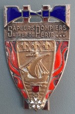 Insigne BSPP émail 1947 Badge