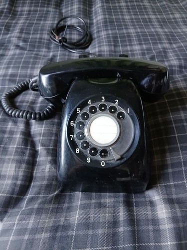Téléphone cadran rotatif - cadran,