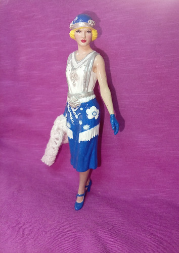 Femme style 1920 - #, 175