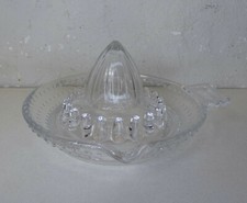 ancien presse citron en verre