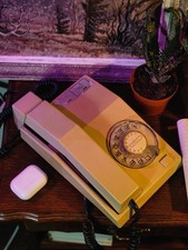 Téléphone  Ancien Retro À