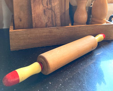 Ancien rouleau à pâtisserie