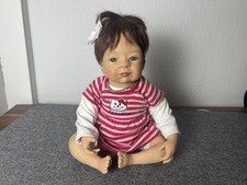 Poupée d'artiste Petra