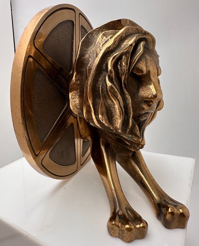 Ancien trophée sculpture - , en