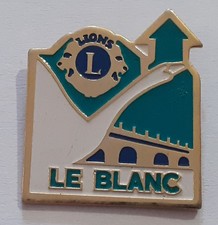pins lions club le blanc