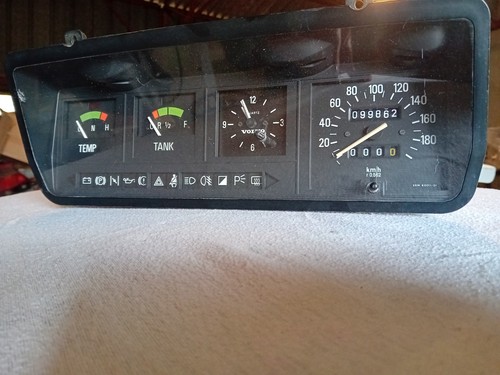 Volvo 340 360 - bloc, compteur
