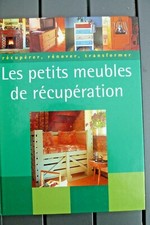 LES PETITS MEUBLES DE