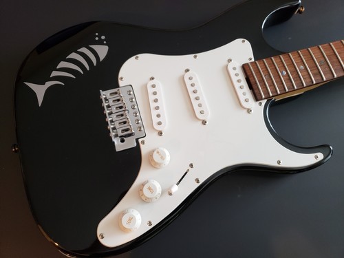 Guitar body fish design vinyl - fish,