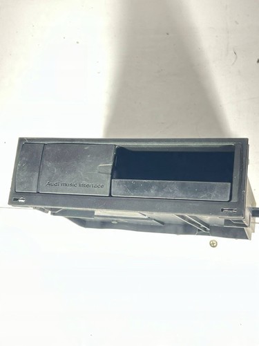 Audi 2009 4e0 035 785 - 8f,