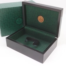 Véritable boîte vide pour