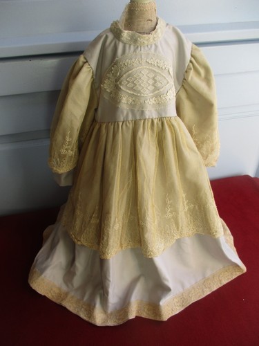 Magnifique robe tissu - magnifique, soyeux