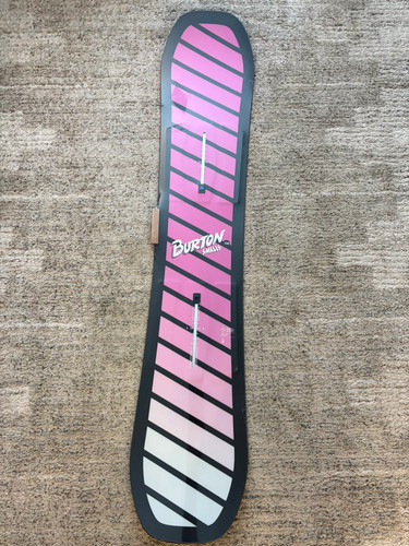 New pink burton custom - new, smalls