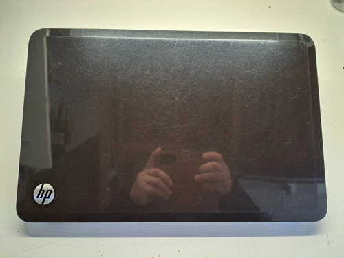 Lcd cover bezel - bezel, pavillon