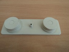 Support en métal pour cône plastique de bobinoir machine à tricoter  V.photos