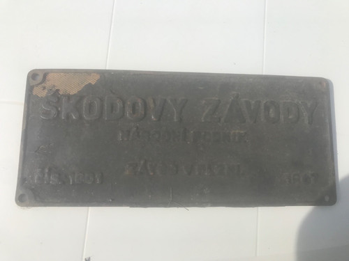 Plaque constructeur skoda - constructeur,