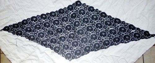 Dentelle ancienne mantille - ,