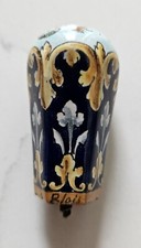 Faïence de Blois. Balon succ. Ulysse. Pommeau de canne, sceau ...