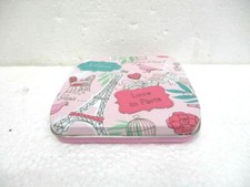 Boite en tôle publicitaire " Love in Paris " de NANA