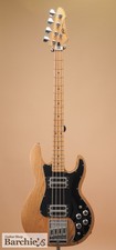Guitare basse Peavey T-40