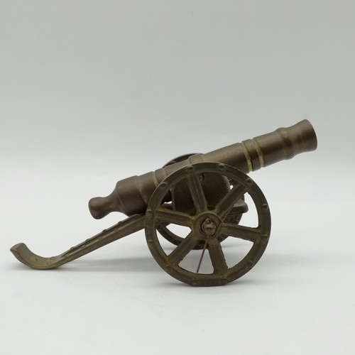 Canon miniature laiton